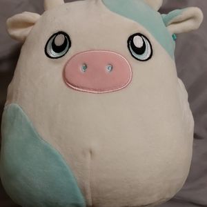 Belena cow squishmallow BNWOT 8"